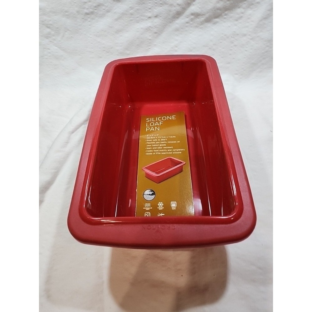 Crofton Silicone Loaf Pan, Red, NWOT